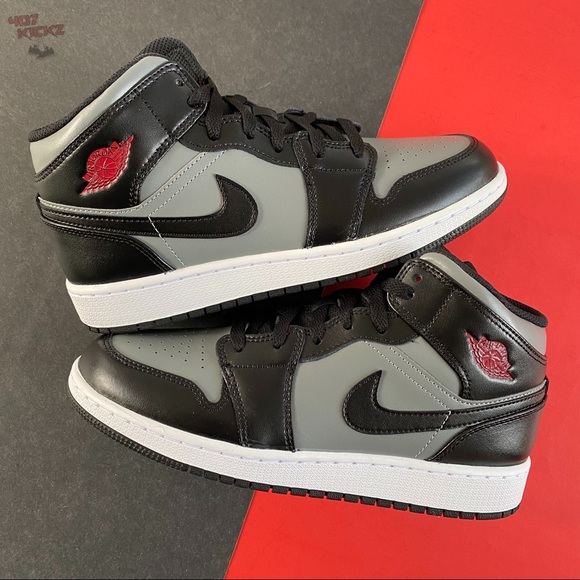 Jordan Shoes - Air Jordan 1 Shadow 👟
